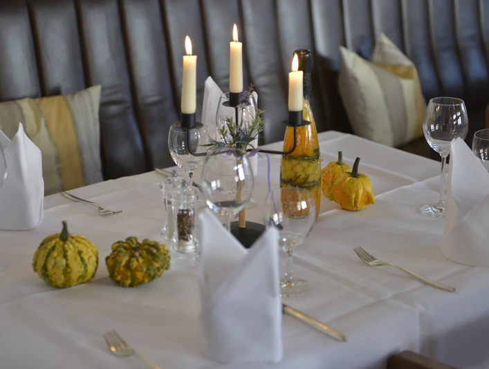 Restaurant Deutsches Haus Festliche gedeckter Tisch im Deutschen Haus in Gifhorn