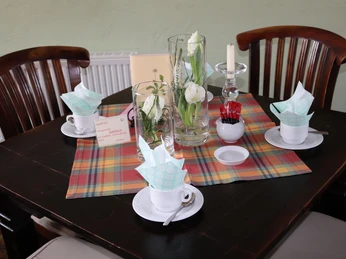 hofcafe-fuenf-linden-innen