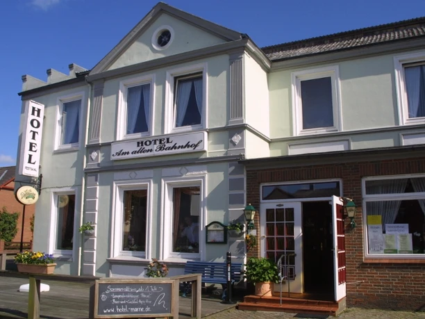 Hotel_am_alten_Bahnhofhomep_02.JPG