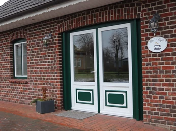 utes-rad-und-wandercafe-eingang