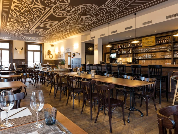 hotel-emmental-bar-speisesaal