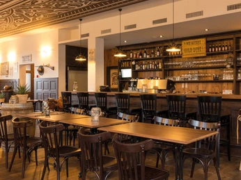 hotel-emmental-bar-speisesaal-2
