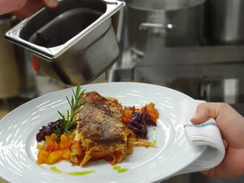 hotel-cafe-restaurant-rosengaertli-leissigen-gericht-kueche