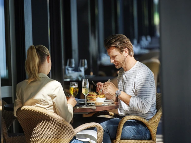 seepark-thetimeless-seeterrasse