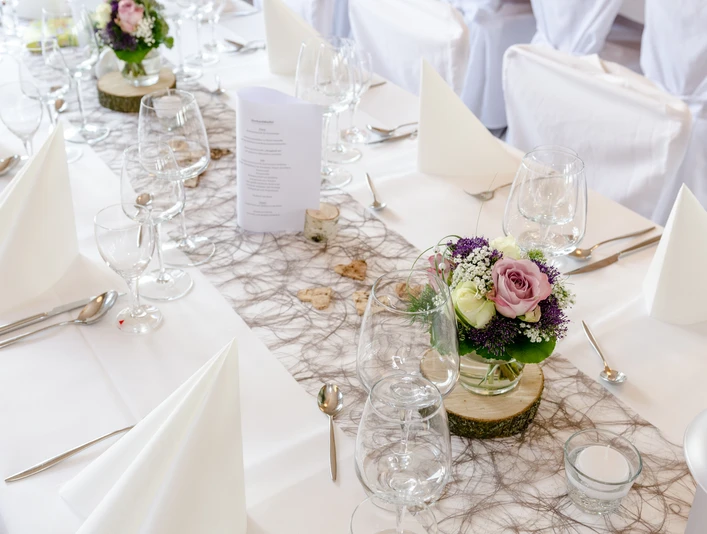 Festlich gedeckter Tisch Rosenhof