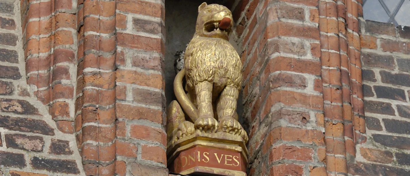 Löwe am Bardowicker Dom