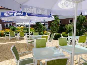 Terrasse Rosenhof Terrasse am Restaurant Rosenhof in Isenbüttel