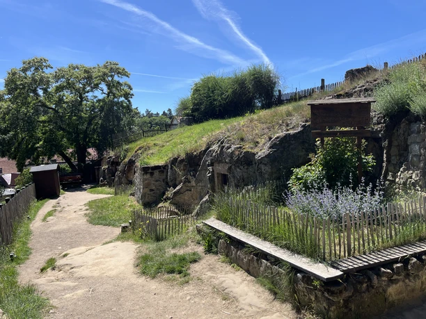 Höhlenwohnungen Langenstein Höhlenwohnungen Langenstein