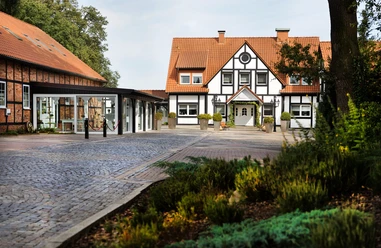 Landhotel_BaumannsHof_Innenhof2024.jpg