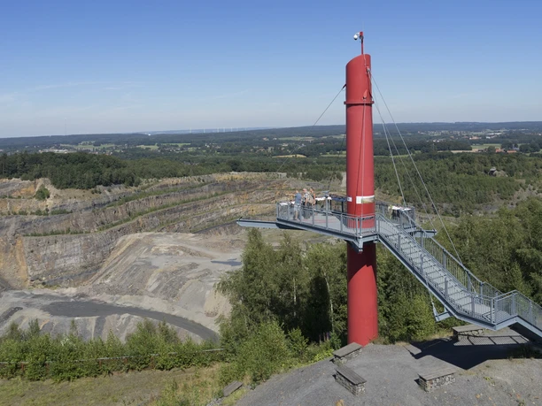 Piesberg_Steinbruch_Aussichtsturm.jpg