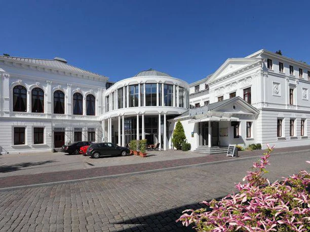 Hotel Am Schloss Aurich Außenansicht Hotel Am Schloss Aurich Außenansicht