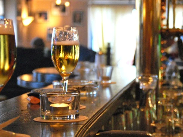 Brasserie Aurich Kneipe Tresen Brasserie Aurich Kneipe Tresen