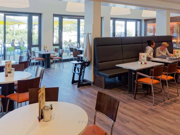 celle-cafe-m-ller-akh-3