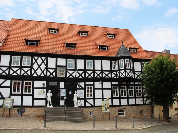 BAL_Altes-Rathaus©clousunbilder - stock.adobe.com_373288622.jpg