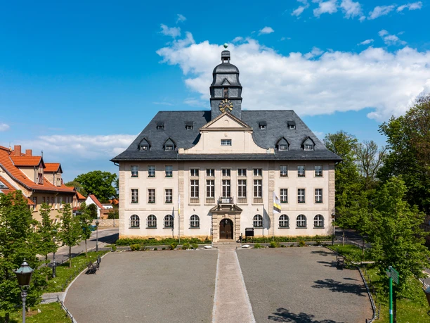 BAL_Neues-Rathaus©dk-fotowelt - stock.adobe.com_610758333.jpg