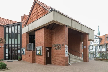 Roncallihaus.jpg