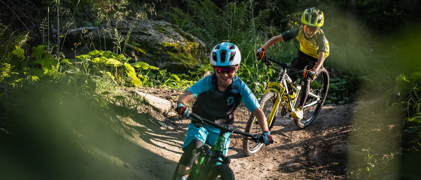 Sommer Biken Clientis Flowtrail Marbachegg Marbach Future Pro Equipment Bike 2021 SCOTT Action Image Gaudenz Danuser 10 20 (1)