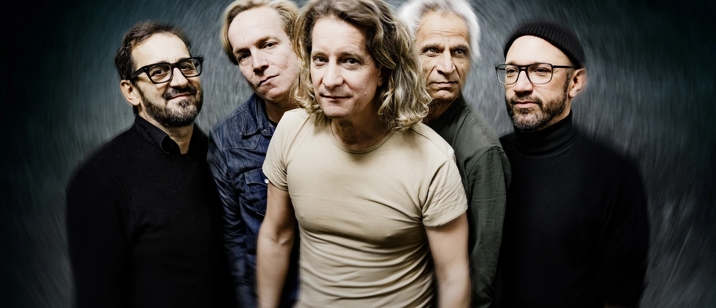Jens Düppe Quintett 16zu9_3000px breit sRGB.jpg