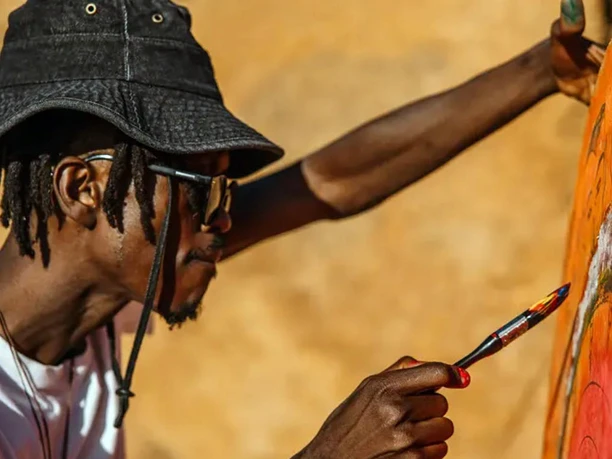Nambzee painting fg
