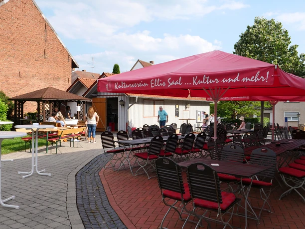 Biergarten Ellis Saal