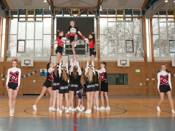 _MG_4615_Cheerleader