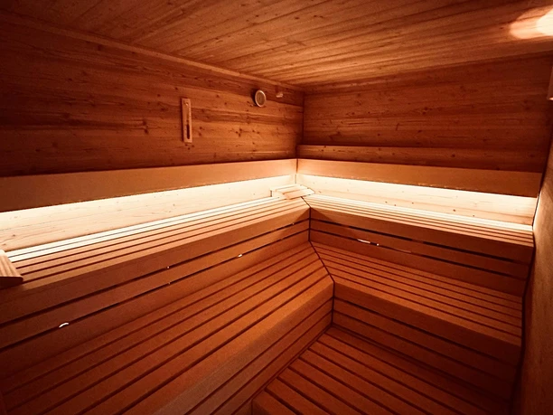 hotel-artos-wellness-infrarot-sauna.jpg