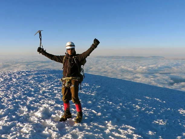 Bolivien Illimani-Solo auf 6439 m (003).jpg