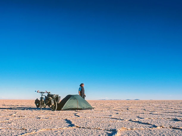 Camp-auf-der-Salar-de-Uyuni-in-Bolivien (003).jpg