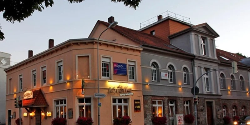 Das Bild zeigt den Eingangsbereich des Restaurants "Zur Knolle".