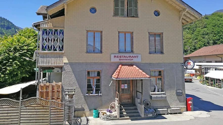 hoefli-pub-aussenansicht