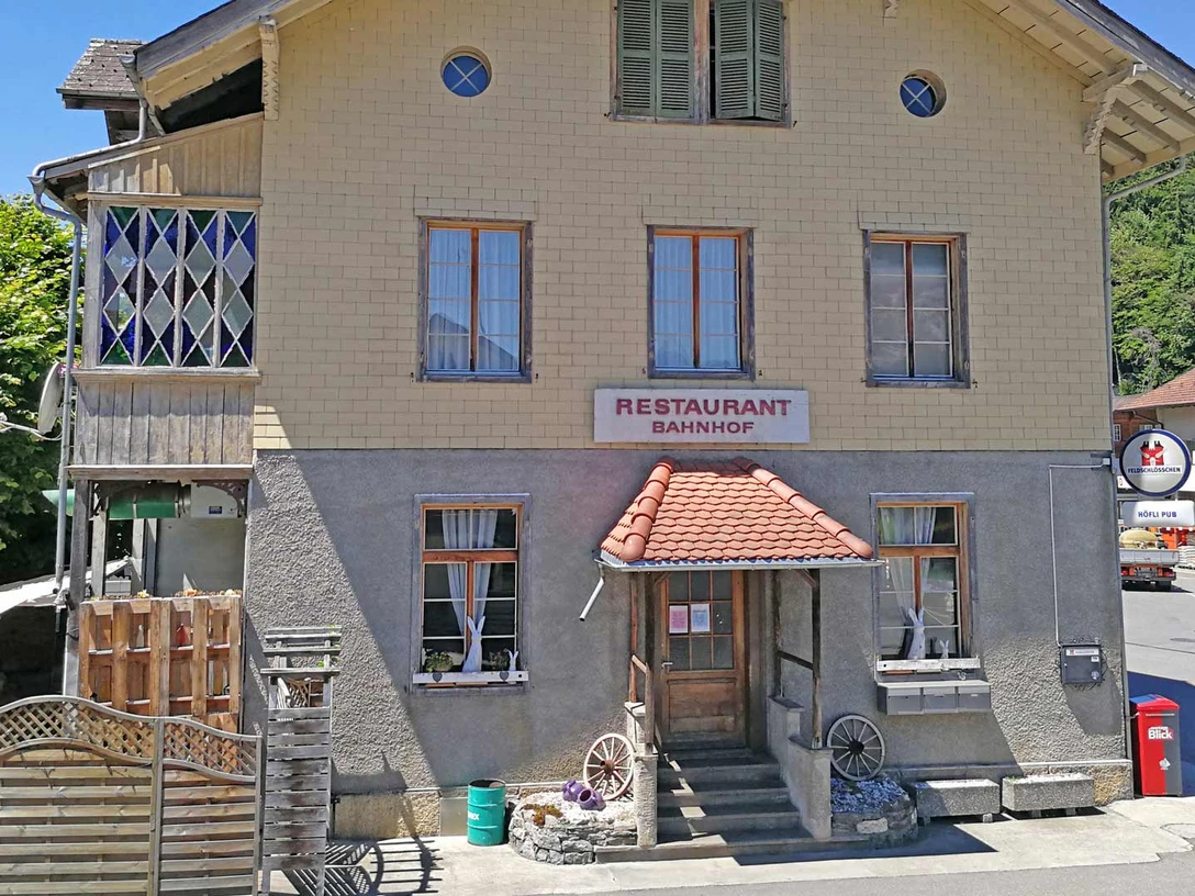 hoefli-pub-aussenansicht