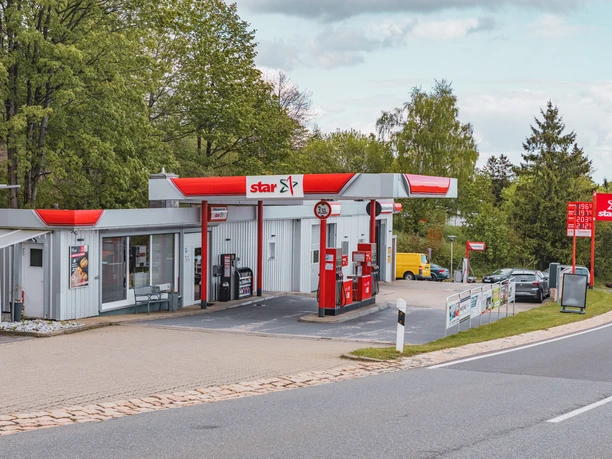 Tankstelle 2.jpg