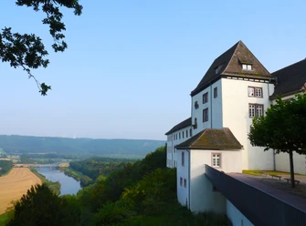 FÜRSTENBERG_Schloss_2.jpg