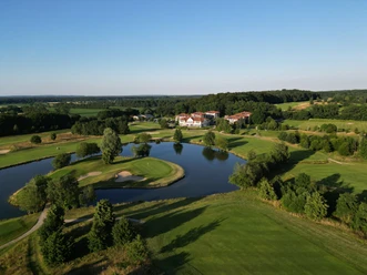 Golf Resort Adendorf Golflandschaft mit Wasser in Adendorf