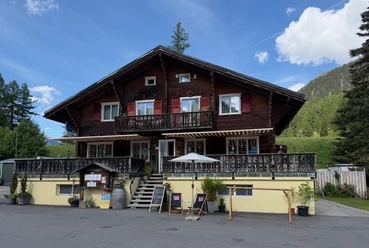 restaurant_Riverside.jpg