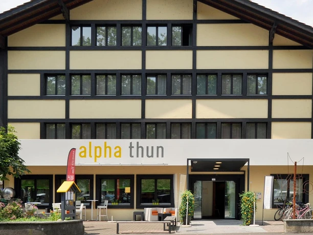 hotel-alpha-thun-gebaeude-aussen