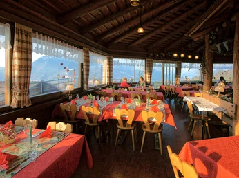 restaurant-chemihuette-aeschiried-rotisserie