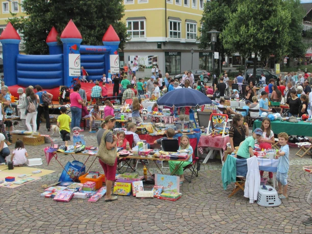 Kinder- & Jugendflohmarkt