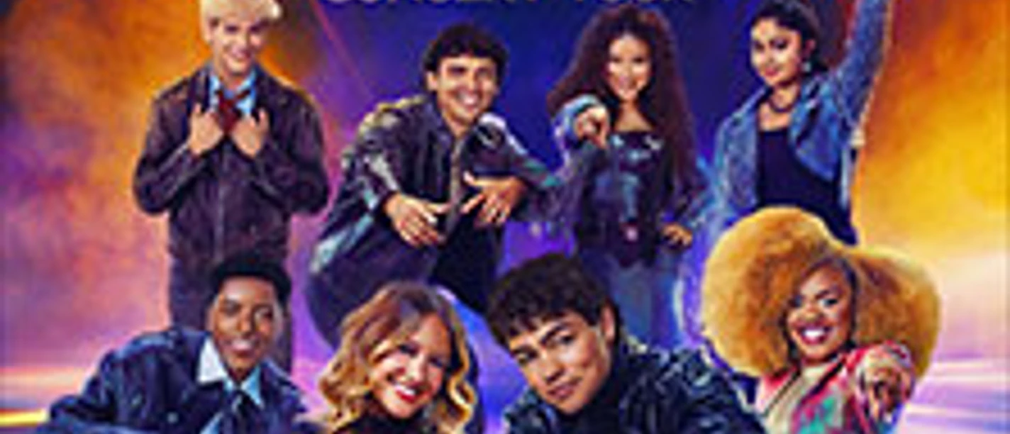 Buntes Konzertplakat zu Disney Descendants, ZOMBIES und Camp Rock mit Ensemble