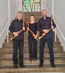 trio bassetto 1.jpg