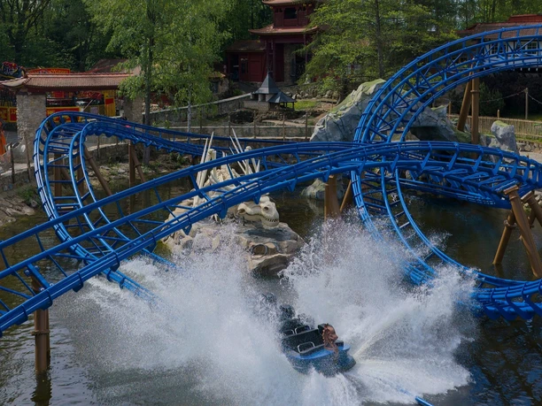 Wasserachterbahn Donnervind Freizeitpark Plohn