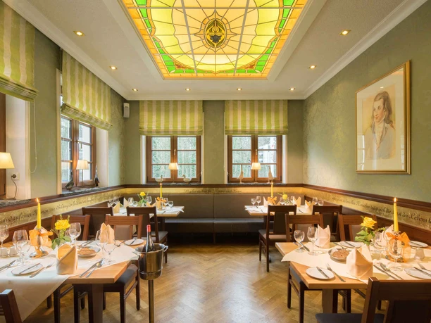 parkhotel_gueldene_berge_novaliszimmer_c_melanie_albrecht