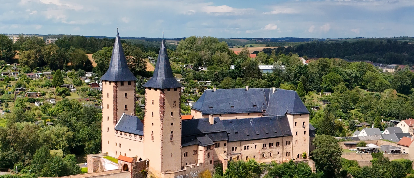 Rochlitz_Schloss Rochlitz_(c)@mondra_travel_Sandra Thomas Videoproduktion_CC BY-SA (2).jpg Außenansicht Schloss Rochlitz