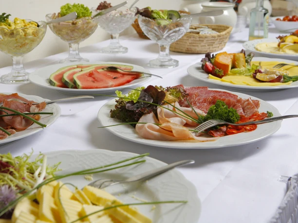 Buffet im Selsinger Hof Buffet im Selsinger Hof