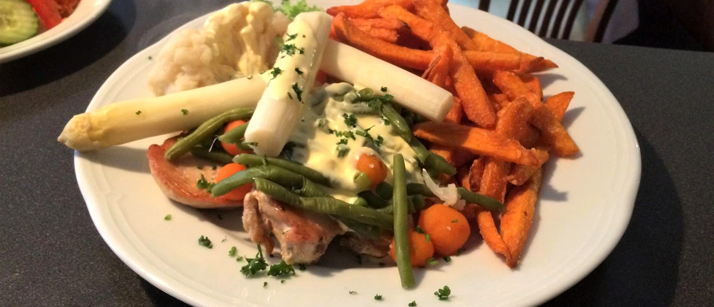 Traditionelles Gericht im Tarmstedter Hof Traditionelles Gericht im Tarmstedter Hof