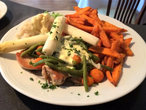 Traditionelles Gericht im Tarmstedter Hof Traditionelles Gericht im Tarmstedter Hof