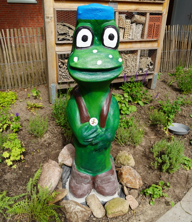 Der zweite MOORex vom Naturpark Hümmling gehört jetzt zur Michaelschule Tinnen ©Marcus Isernhinke.jpg