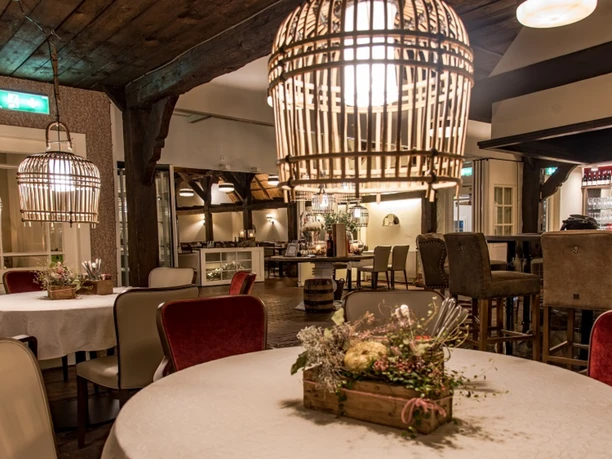 Gemütliches Ambiete im Restaurant Haus am See Gemütliches Ambiete im Restaurant Haus am See