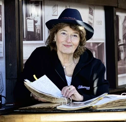 Claudia Gorille.jpg