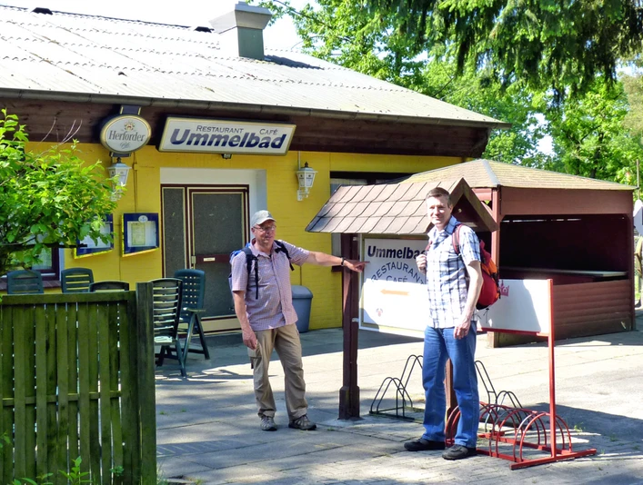Eingang zu Silvana's Ummel-Café Eingang zu Silvana's Ummel-Café